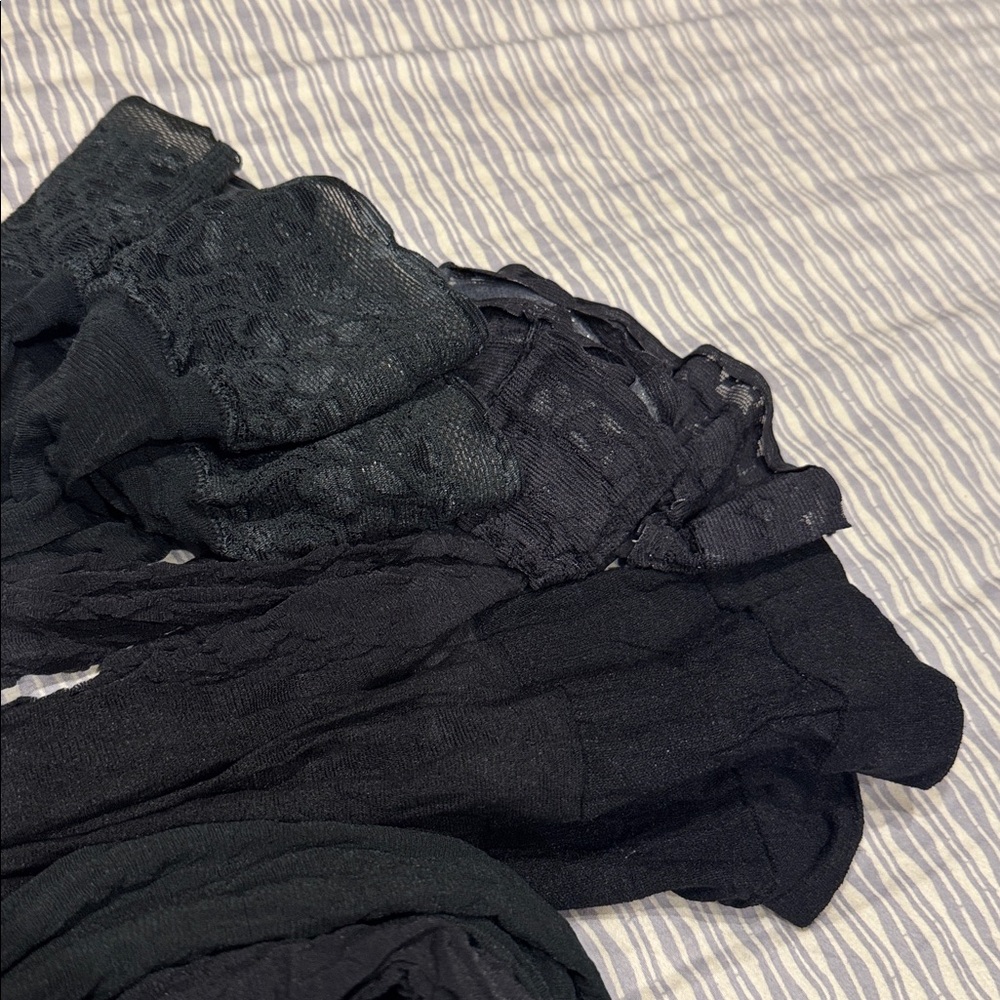 Lot pre-owned Assorted sheer thigh highs - Picture 2 of 3